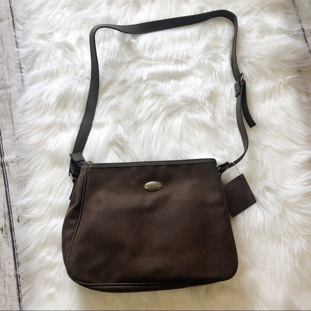 Metro Gear NWT Pebbled Faux Leather Crossbody Bag